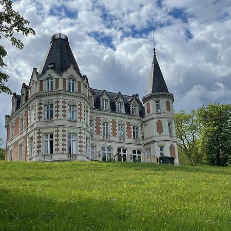 奥布里尔集团酒店 La Membrolle-sur-Choisille 外观 照片